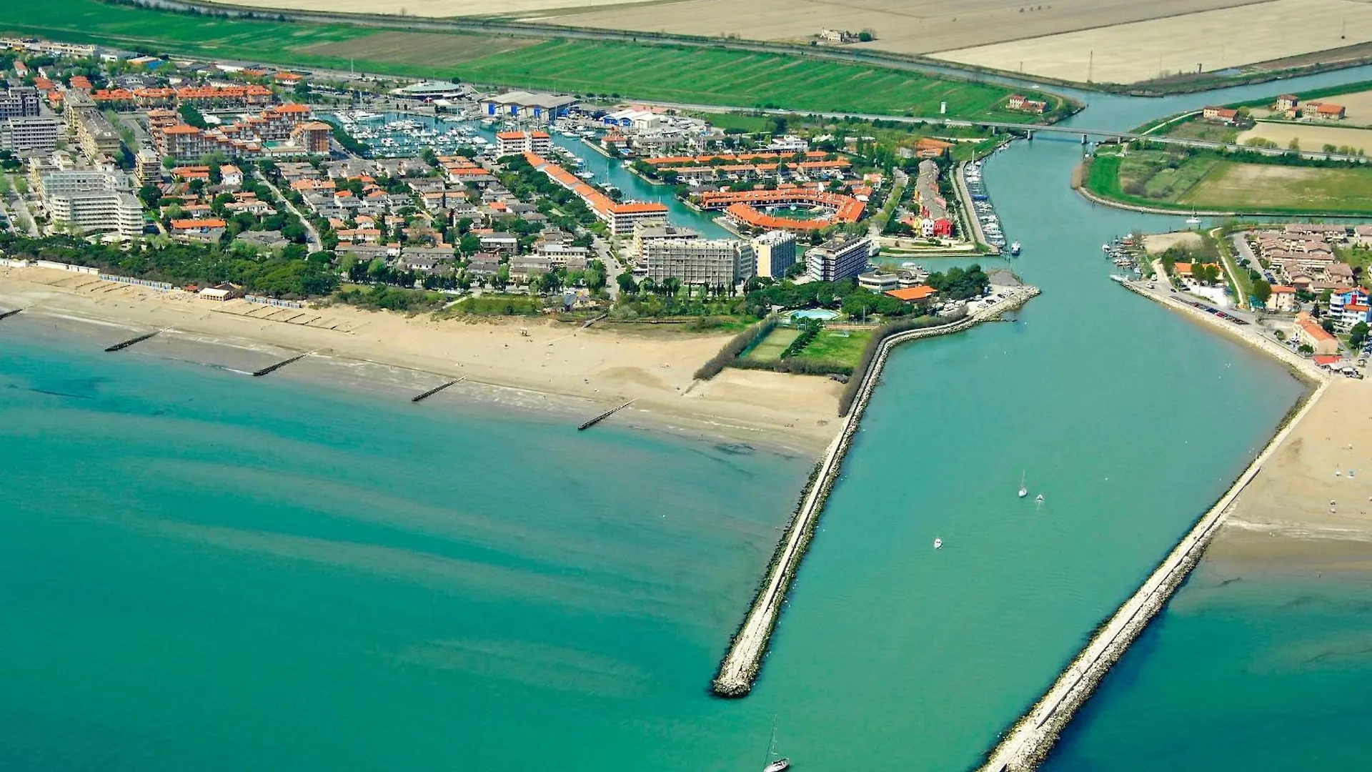 Relax And Enjoy Our Pool - Beahost Apartment Porto Santa Margherita di Caorle